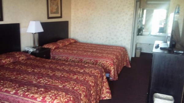 Deer Field Inn image 11