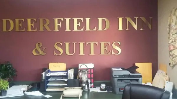 Deer Field Inn 5
